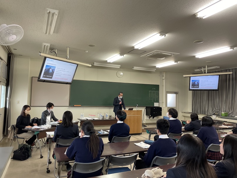 【CSR】兵庫県立農業高等学校での香料講義への協力（社会の一員として）