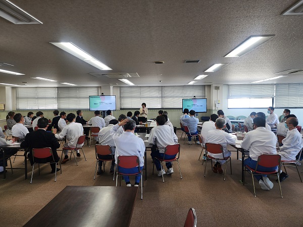 【CSR】管理職向け「ハラスメント防止研修」の実施（従業員とともに）