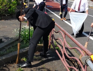 【CSR】東京事業部 周辺道路の清掃（社会の一員として・持続可能な環境のため）